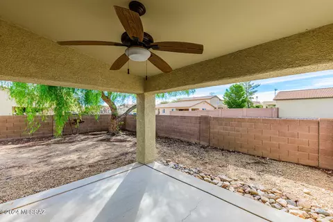 Exterior - 10591 S Varner Dr, Vail, AZ 85641 photo 2 of 3