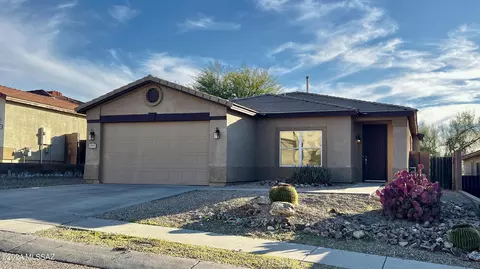13618 E Hampden Green Way, Vail, AZ 85641