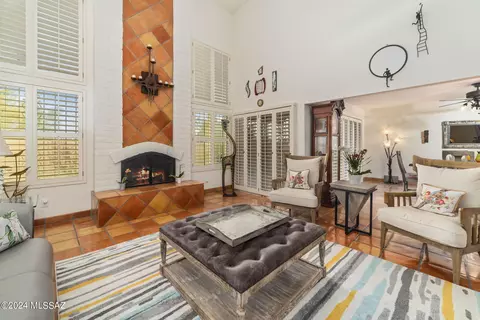 7738 E Hawthorne St, Tucson, AZ 85710