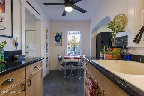 420 E Drachman St, Tucson, AZ 85705 photo 9