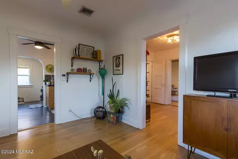 420 E Drachman St, Tucson, AZ 85705 photo 5