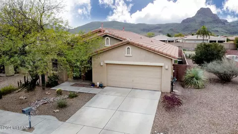 7543 W Crimson Sky Dr, Tucson, AZ 85743