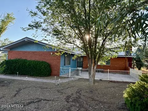 102 N Dale Rd, Pearce, AZ 85625