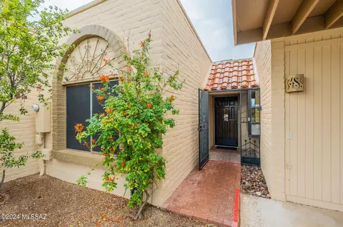 1281 W Calle Altamira, Green Valley, AZ 85622