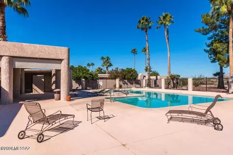 Exterior - 4419 E Haven Ln, Tucson, AZ 85712 photo 6 of 7