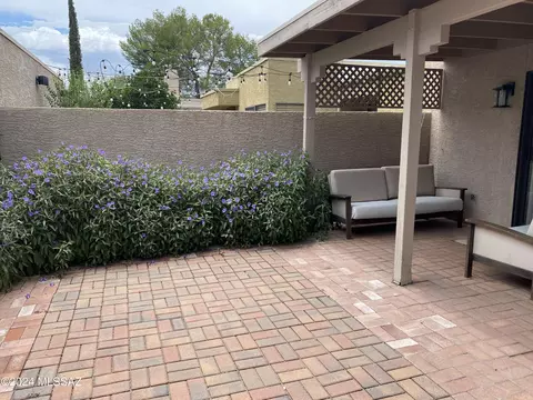 Exterior - 4419 E Haven Ln, Tucson, AZ 85712 photo 2 of 7