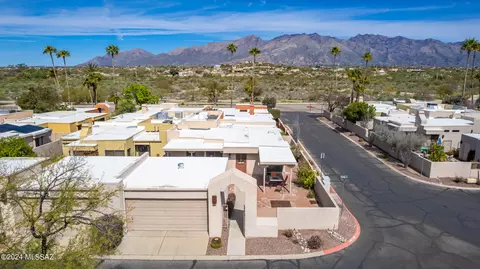 View/Area - 4419 E Haven Ln, Tucson, AZ 85712 photo 5 of 6