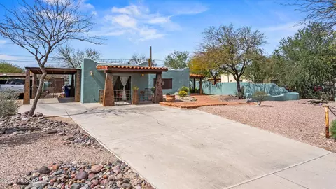 2709 N Goyette Ave, Tucson, AZ 85712
