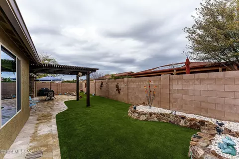 Exterior - 13893 E Poelstra St, Vail, AZ 85641 photo 11 of 18