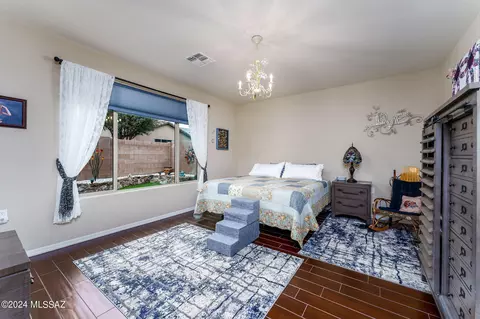 Bedroom - 13893 E Poelstra St, Vail, AZ 85641 photo 1 of 1