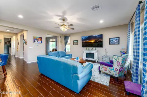 Living - 13893 E Poelstra St, Vail, AZ 85641 photo 2 of 3