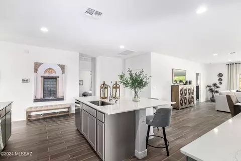 5553 W Sun Myth Rd, Marana, AZ 85658