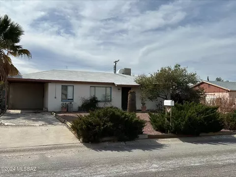 6272 E 24th St, Tucson, AZ 85711