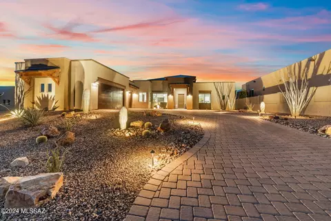 6800 W Ironwood Pl, Marana, AZ 85658