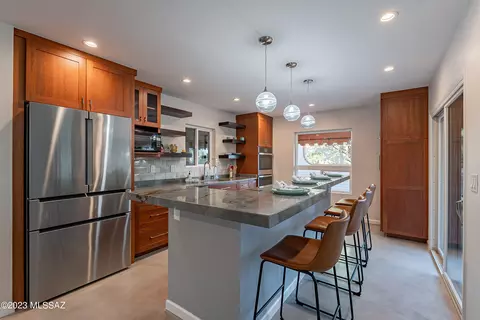 2705 N Camino Valle Verde, Tucson, AZ 85715