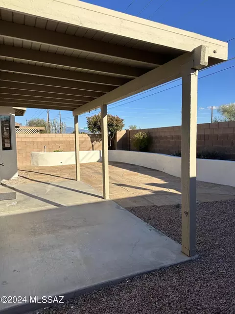 Exterior - 7016 E Strike Eagle Way, Tucson, AZ 85730 photo 4 of 6