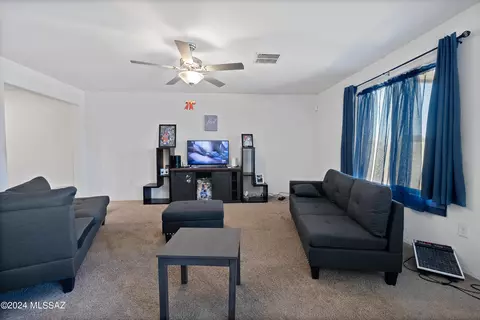 Living - 4121 E Braddock Dr, Tucson, AZ 85706 photo 2 of 3