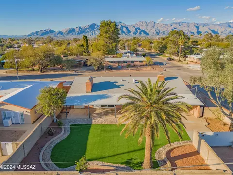 View/Area - 5374 E 4th St, Tucson, AZ 85711 photo 2 of 3