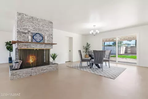 Living - 5374 E 4th St, Tucson, AZ 85711 photo 5 of 8