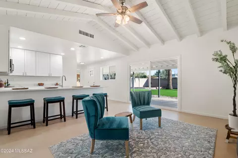 Living - 5374 E 4th St, Tucson, AZ 85711 photo 7 of 8