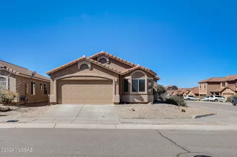 8328 S Gupta Dr, Tucson, AZ 85747