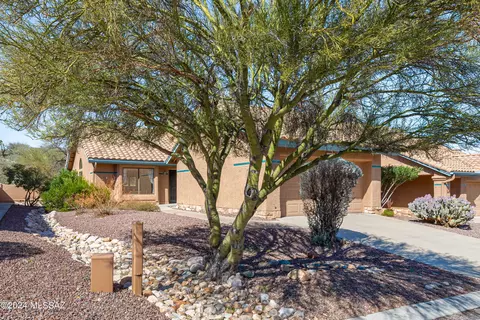 1337 E Stoney Canyon Cir, Oro Valley, AZ 85737