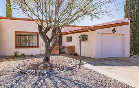 980 N Camino De Luz, Green Valley, AZ 85614