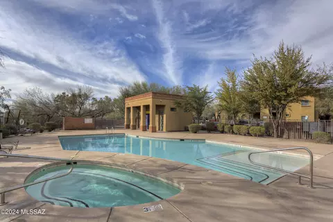 2018 E River Rd #201, Tucson, AZ 85718 photo 17