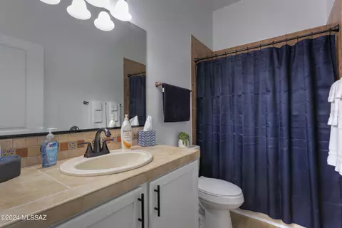 2018 E River Rd #201, Tucson, AZ 85718 photo 10