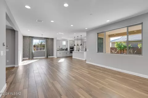 5668 S Wind Cave Trl S, Tucson, AZ 85747
