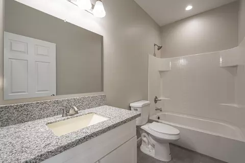 Bath - 2023 E 18th St, Tucson, AZ 85719 photo 4 of 5