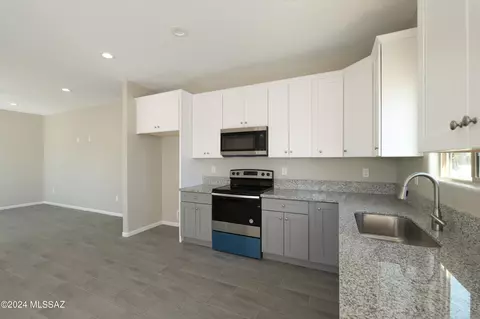 Kitchen - 2023 E 18th St, Tucson, AZ 85719 photo 5 of 9