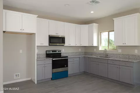 Kitchen - 2023 E 18th St, Tucson, AZ 85719 photo 3 of 9
