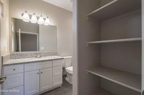 Bath - 2023 E 18th St, Tucson, AZ 85719 photo 3 of 5
