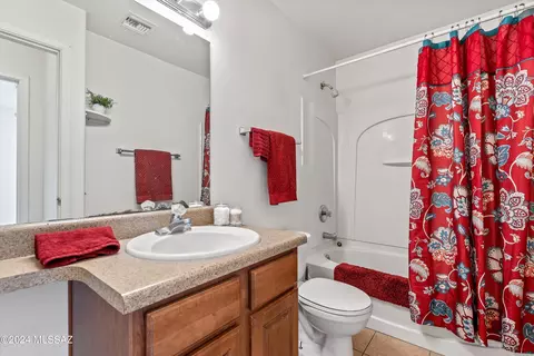 Bath - 2017 E Cochise Vis, Tucson, AZ 85713 photo 3 of 3