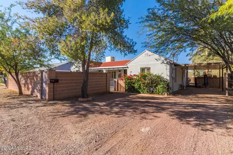 2233 N Camilla Blvd, Tucson, AZ 85716