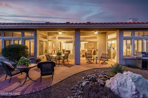 1832 E Crown Ridge Way, Oro Valley, AZ 85755