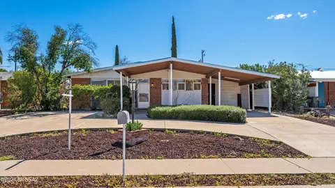 5034 E Cooper St, Tucson, AZ 85711
