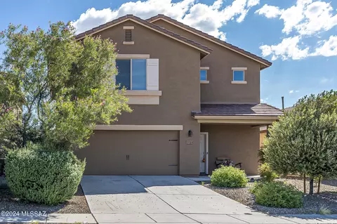 7723 W Tight Line Dr, Tucson, AZ 85757