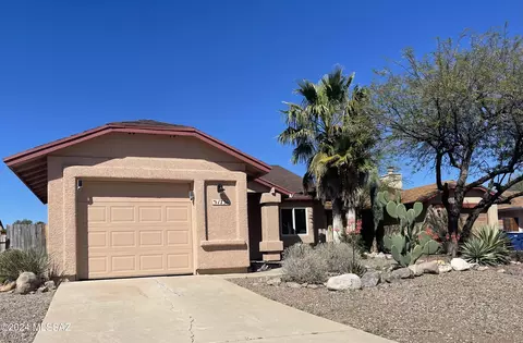 1736 W Cochran St, Tucson, AZ 85746