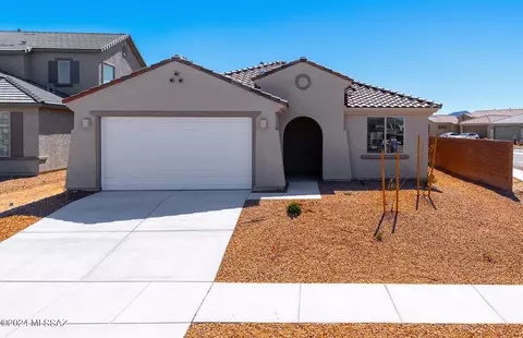 13450 E Joseph Mills Ln, Tucson, AZ 85747