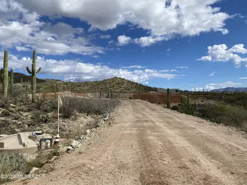 2470 W Tortolita Sunrise Pl, Tucson, AZ 85755