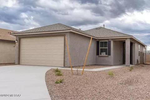 6361 S Ambarella Dr, Tucson, AZ 85756