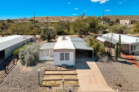 1833 N Pacana Way, Green Valley, AZ 85614
