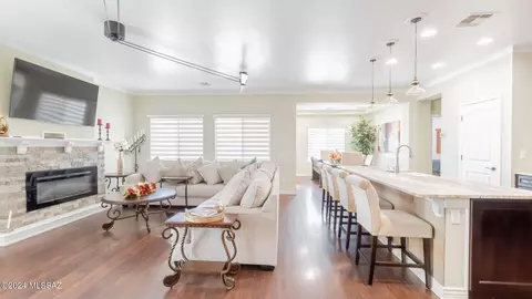 33810 S Garrison Ln, Red Rock, AZ 85145