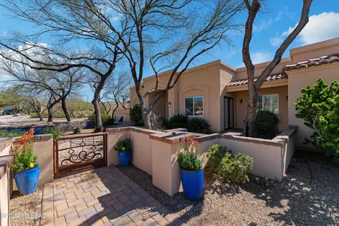 2020 N Fennimore Ave, Tucson, AZ 85749