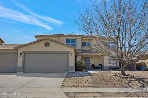13378 E Almond Crest Dr, Vail, AZ 85641