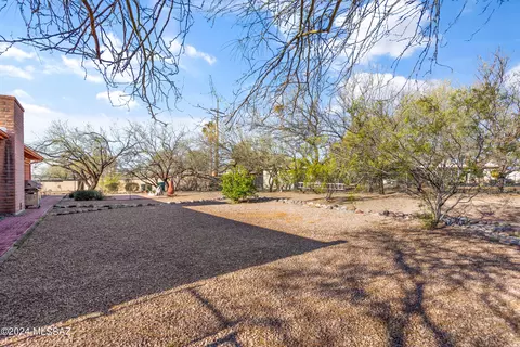9311 E Walnut Tree Dr, Tucson, AZ 85749 photo 19