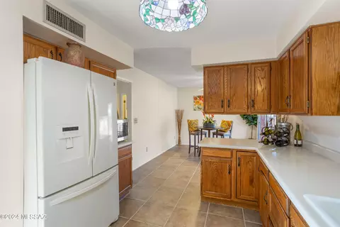 9311 E Walnut Tree Dr, Tucson, AZ 85749 photo 8