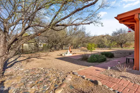 9311 E Walnut Tree Dr, Tucson, AZ 85749 photo 17